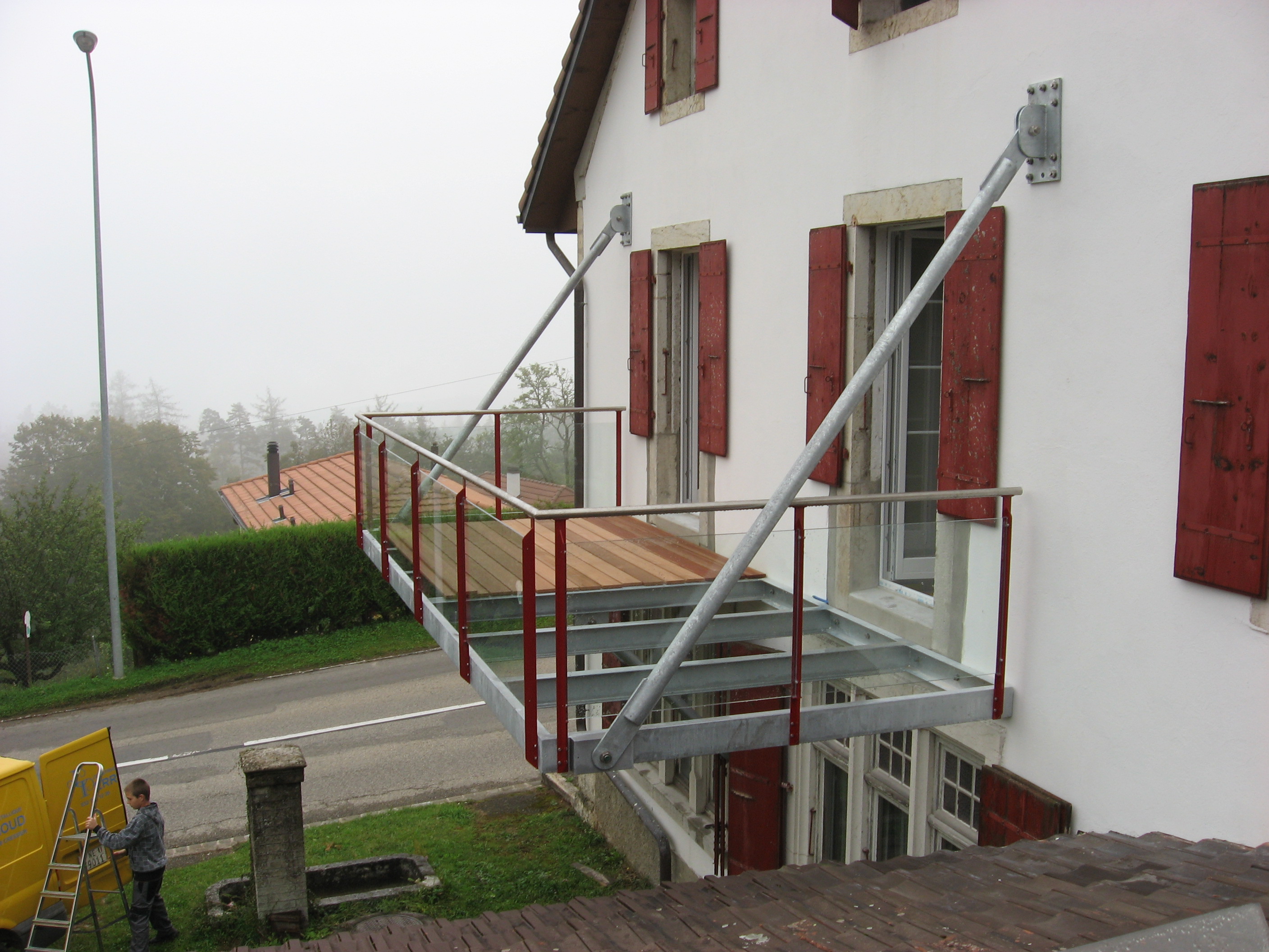 J.Cl. Perrenoud » Balcon suspendu Montmollin